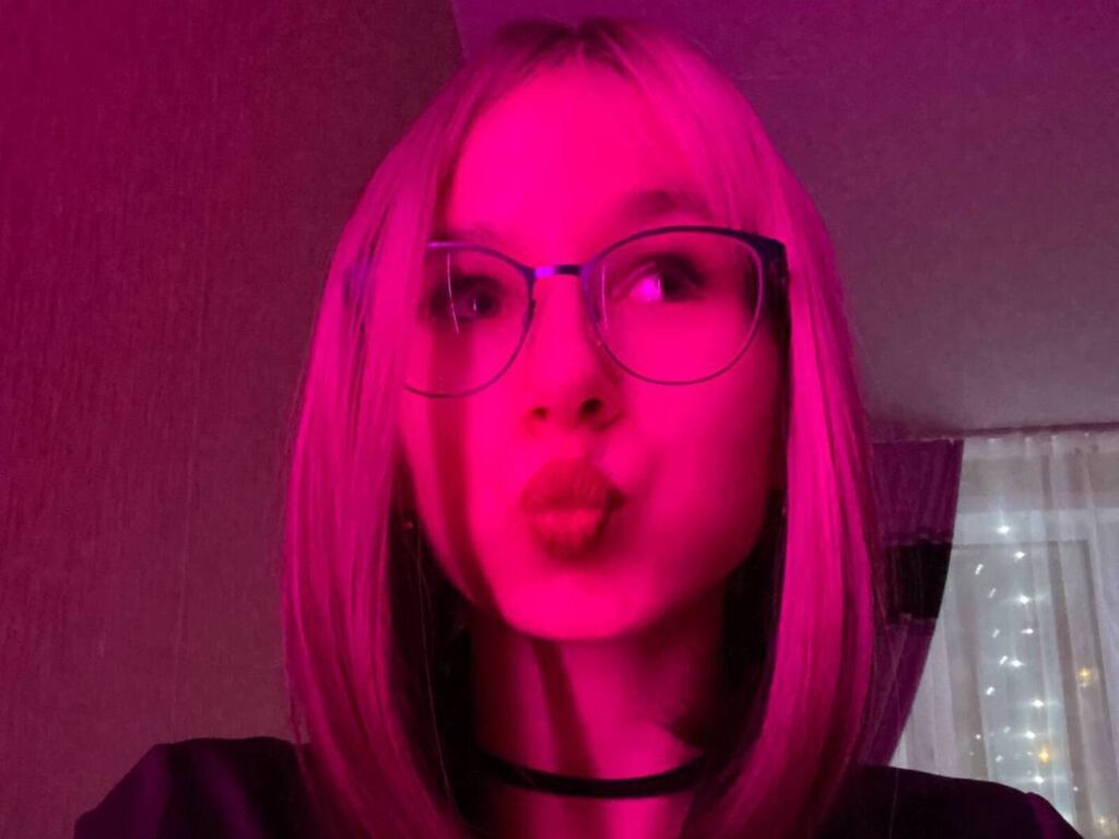 MaxineDewell