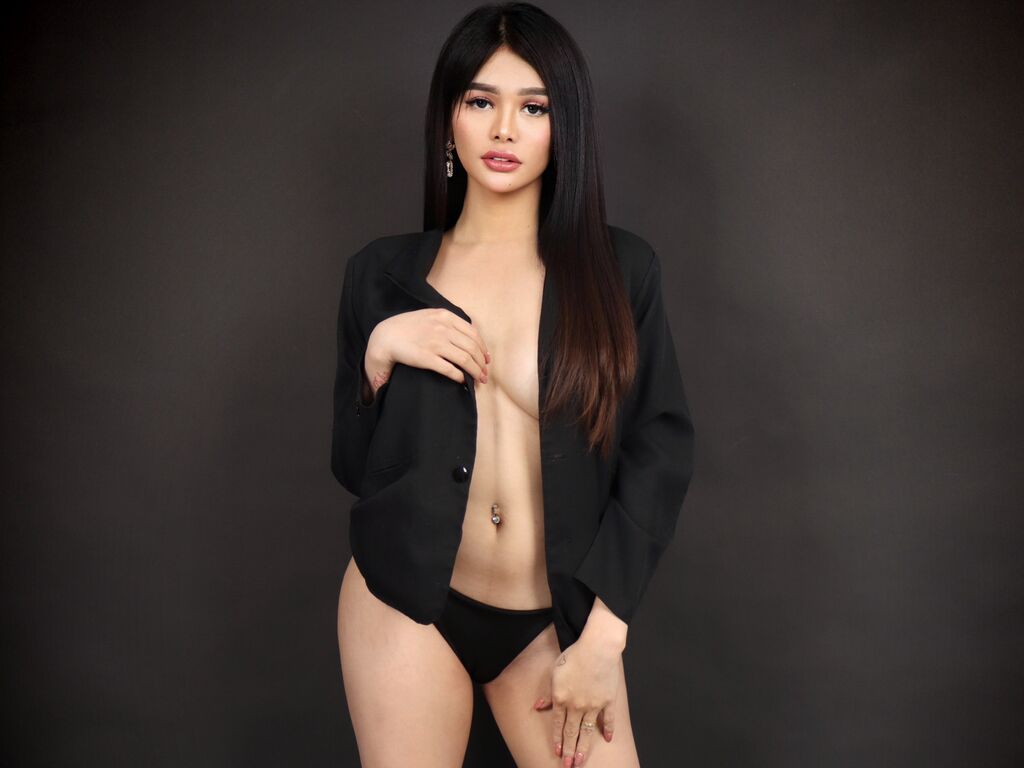 XyzaHenson